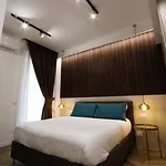 Lejlighed Mediterraneo Luxury A Via Toledo, Super Napoli