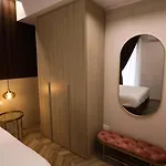 Lejlighed Mediterraneo Luxury A Via Toledo, Super Napoli