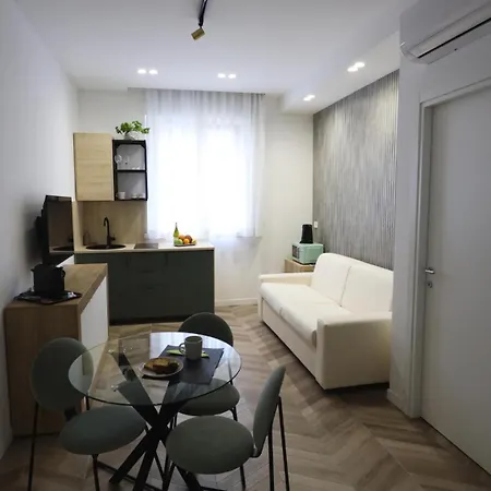 Apartment Mediterraneo Luxury A Via Toledo, Super