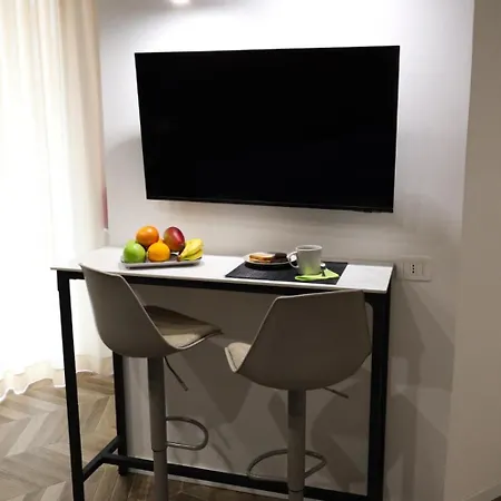 Apartment Mediterraneo Luxury A Via Toledo, Super Neapel