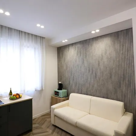 Mediterraneo Luxury A Via Toledo, Super Neapel