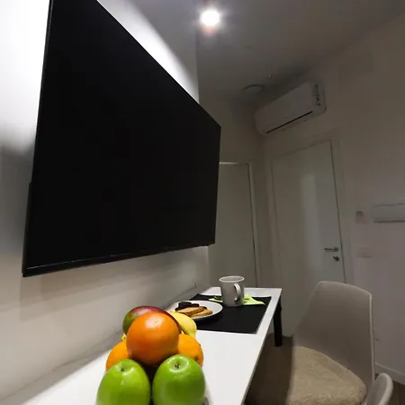 Apartment Mediterraneo Luxury A Via Toledo, Super Neapel